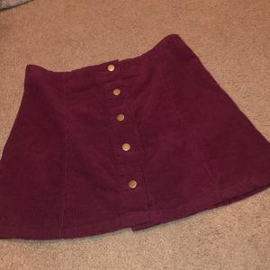 Burgundy fleet skirt